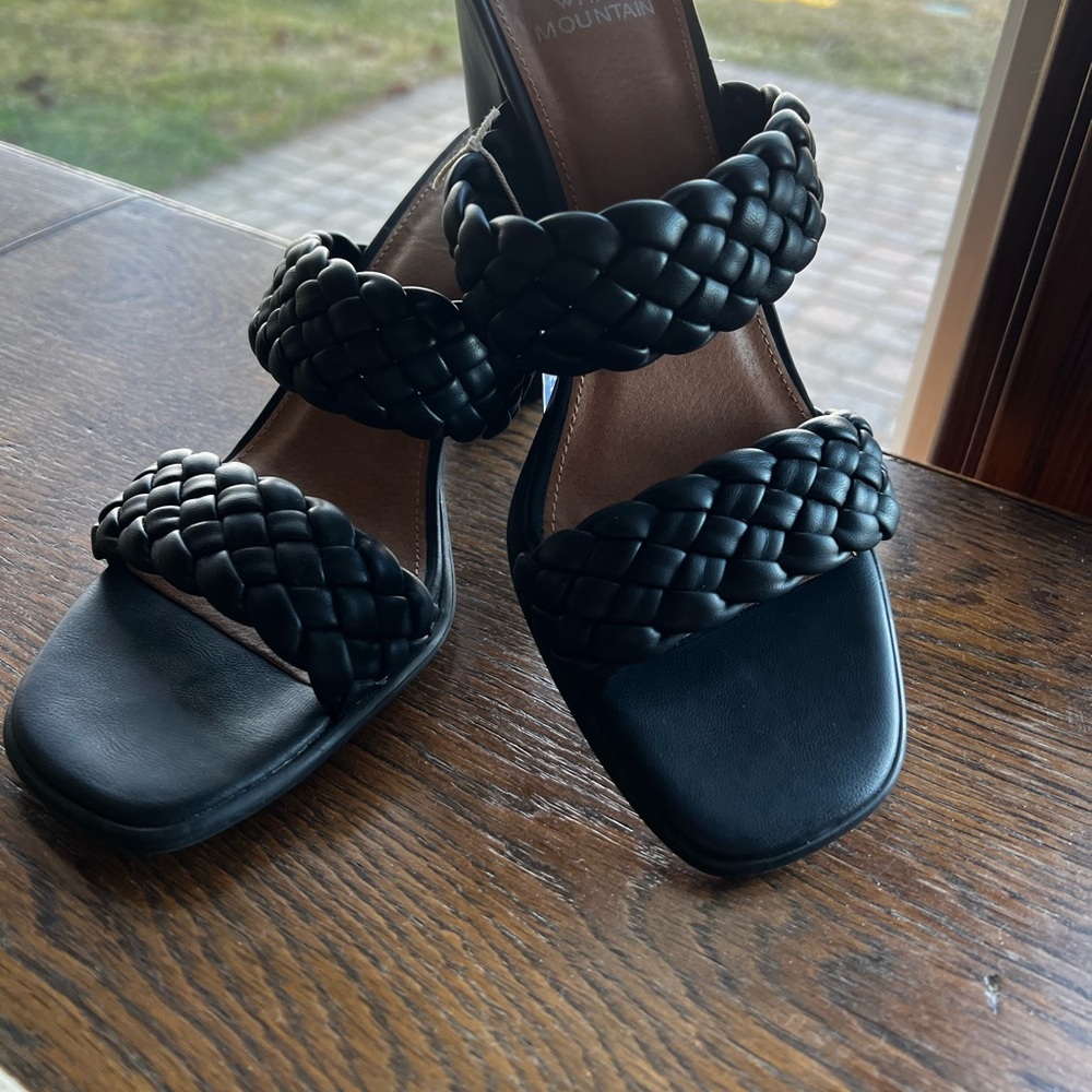 NWT White Mountain slip on heels